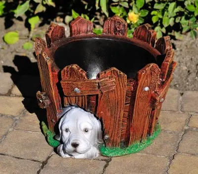 Gărduț cu cățeluș