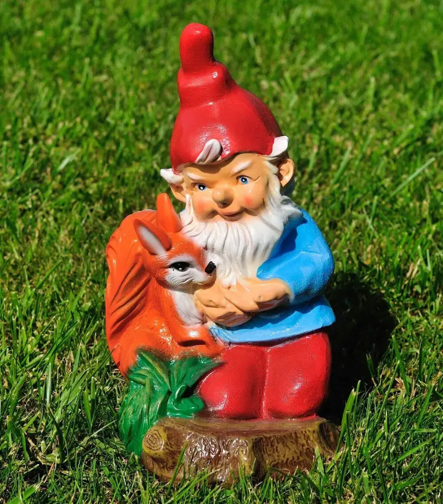 Pitic cu veveriță (mic), H = 38 cm