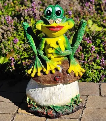 Ropuha pe ciupercă (mică)