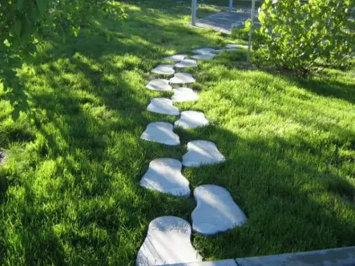 Placa pietonala "Yeti"