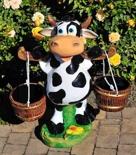 Văcuța cu găleți