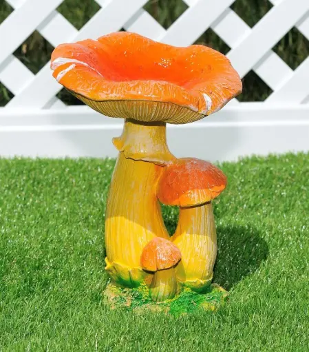 Lactarius, H = 29 cm